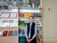 Идёт весна победным маем