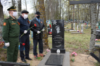 В Клинцовском районе Брянской области установили новый памятник селькору