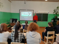 С 20 по 29 января 2020 года в образовательных организациях Клинцовского района прошли уроки Мужества и памятные тематические мероприятия, посвященные Дню памяти жертв Холокоста.