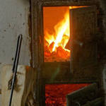 Соблюдайте меры безопасности при эксплуатации печей и отопительных электроприборов!