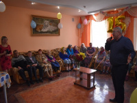 И молодость на старость меняет человек