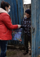 Добровольцы оказывают поддержку жителям  Клинцовского района.