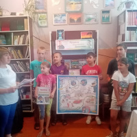 «У светофора нет каникул»