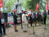 Люди, пока ваши сердца стучатся – помните!