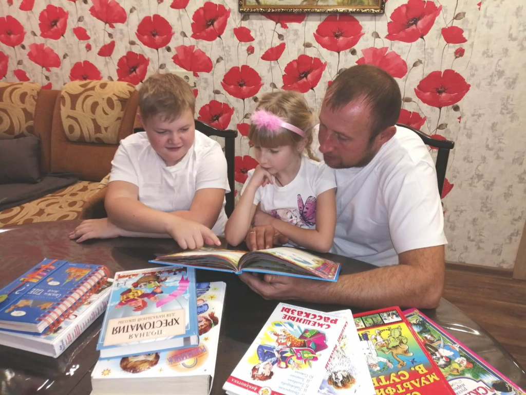 Лопатников Сергей Владимирович. Дети Юлия 6 лет, Илья 13 лет..jpg